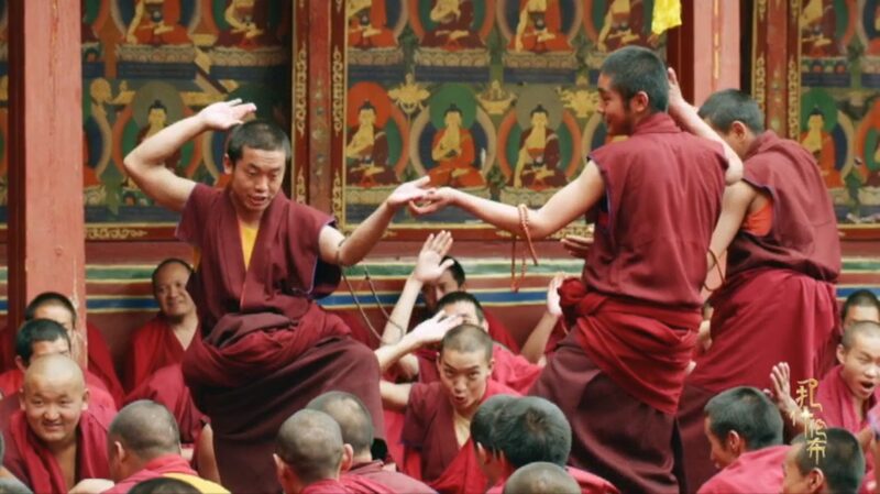 Revelando_los_Vibrantes_Debates_en_el_Monasterio_de_Tashi_Lhunpo____ video poster