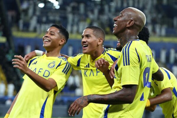 Ronaldo_brilla_mientras_Al_Nassr_aplasta_a_Al_Ain_5_1_en_el_enfrentamiento_de_la_AFC