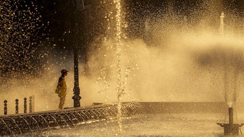 _Rumania_enfrenta_una_ola_de_calor_extremo__los_termo_metros_alcanzan_los_39_C___