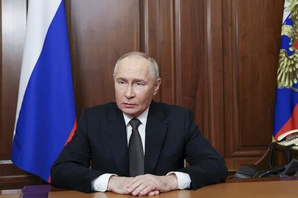 ¡Rusia confirma lanzamiento de nuevo misil hipersónico contra Ucrania! 🚀 _Rusia_confirma_lanzamiento_de_nuevo_misil_hiperso_nico_contra_Ucrania___ video poster