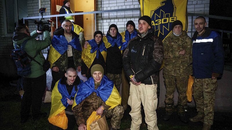 Rusia_y_Ucrania_intercambian_150_prisioneros_cada_uno_en_el_u_ltimo_intercambio