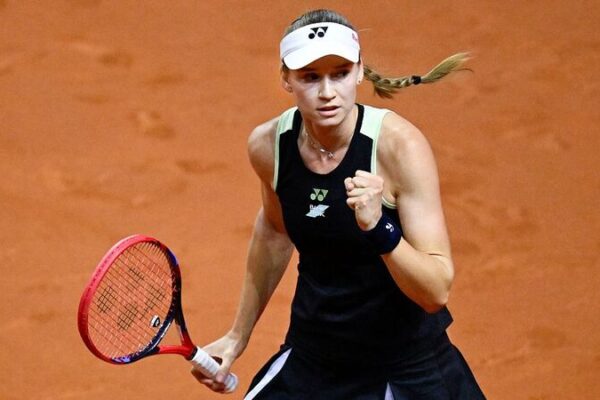 ¡Rybakina se enfrenta a Swiatek en las semifinales de Stuttgart 🎾: Vondrousova sorprende a Sabalenka! _Rybakina_se_enfrenta_a_Swiatek_en_las_semifinales_de_Stuttgart____Vondrousova_sorprende_a_Sabalenka_