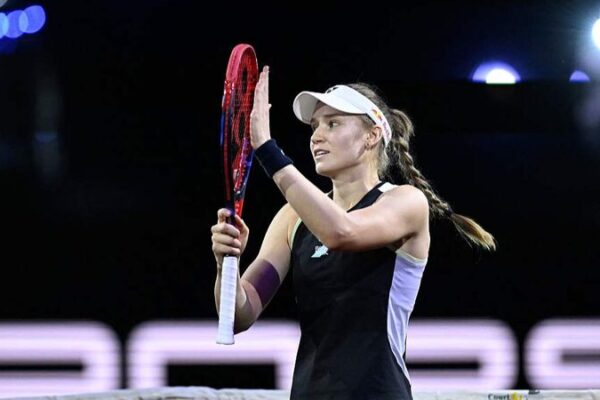 Rybakina_sorprende_a_Swiatek_para_enfrentar_a_Kostyuk_en_la_final_del_Stuttgart_Open___