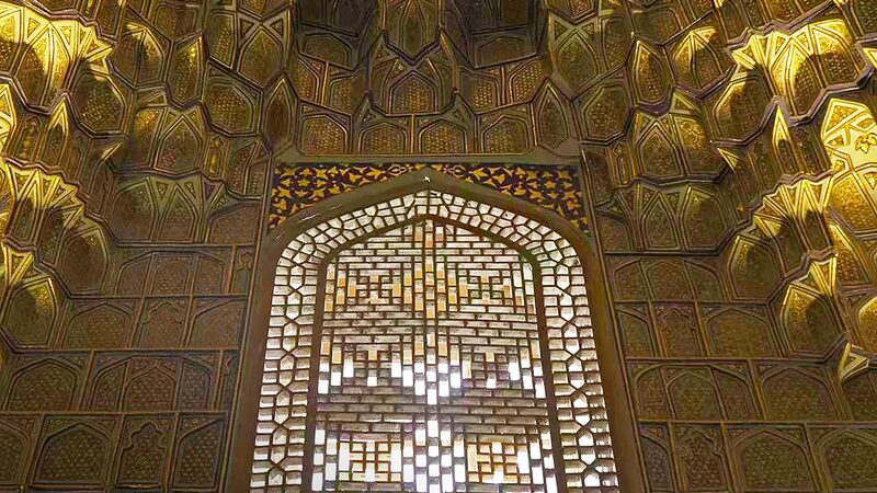Samarcanda__La_ciudad_antigua_que_enamora_con_sus_mosaicos_y_patrones