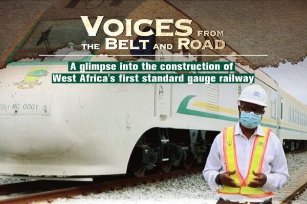 _Se_construye_el_primer_ferrocarril_de_vi_a_esta_ndar_en_A_frica_Occidental___ video poster