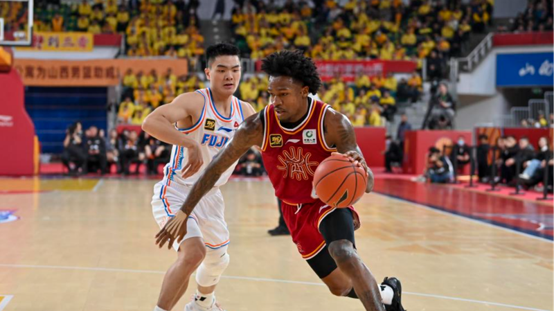 Shanxi_Loongs_supera_a_Fujian_Sturgeons_en_una_batalla_emocionante_y_llena_de_faltas