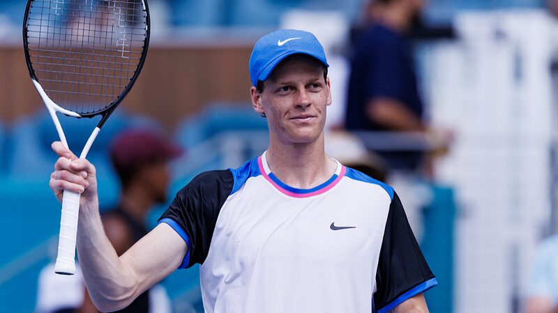 Sinner_y_Medvedev_listos_para_un_e_pico_enfrentamiento_de_semifinales_en_el_Miami_Open