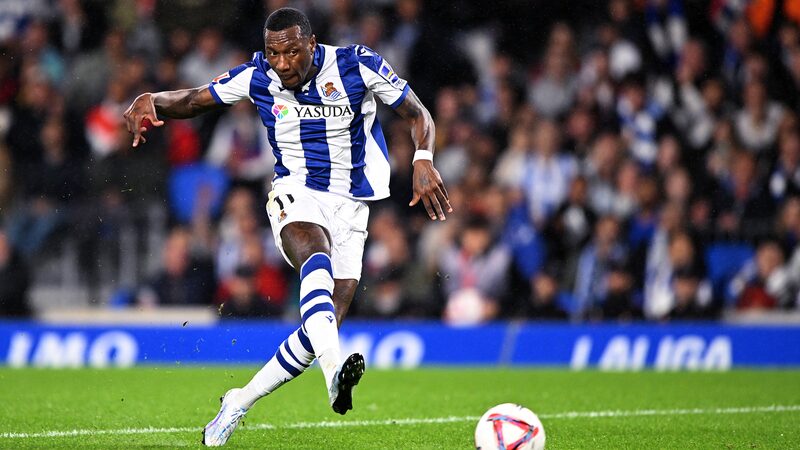 _Sorpresa_en_La_Liga__Sheraldo_Becker_da_la_victoria_al_Real_Sociedad_sobre_Barcelona