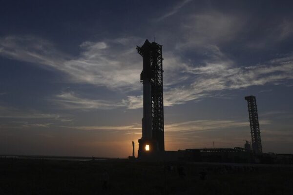 SpaceX_se_prepara_para_lanzamiento_de_prueba_de_Starship_con_Trump_esperado_en_el_evento