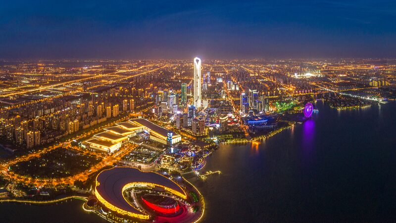 __Sume_rgete_en_las_noches_ma_gicas_de_Suzhou__El_vibrante_centro_econo_mico_de_China video poster