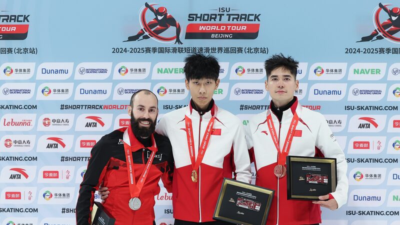 Sun_Long_de_China_gana_oro_en_los_500m_masculinos_en_el_Tour_Mundial_de_Pista_Corta____