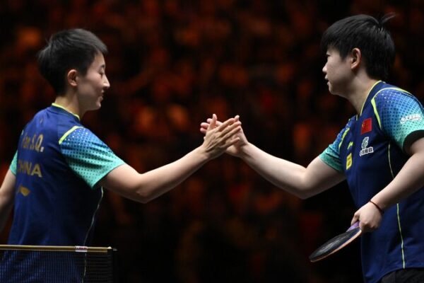 Sun Yingsha y Wang Manyu se preparan para una final épica en el WTT China Smash 🏓🔥 Sun_Yingsha_y_Wang_Manyu_se_preparan_para_una_final_e_pica_en_el_WTT_China_Smash___