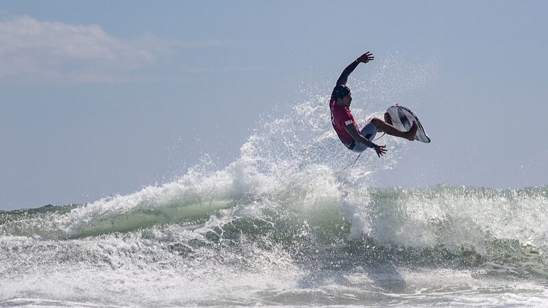 Surfistas_brasilen_os_listos_para_atrapar_el_oro_en_las_Olimpiadas_de_Pari_s_______