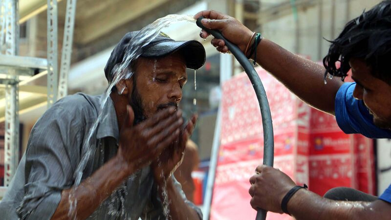 _Temperaturas_Superan_los_52_C_en_Sindh__Pakista_n__en_Medio_de_Ola_de_Calor__