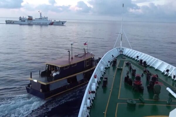 Tensiones_en_el_Mar_de_China_Meridional___Que__esta__pasando_entre_Filipinas_y_China_