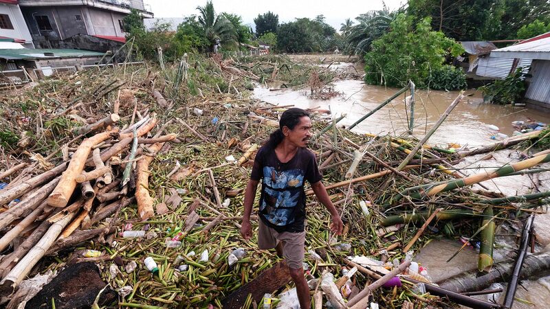 Tormenta_Trami_golpea_a_Vietnam_mientras_la_cifra_de_muertos_en_Filipinas_sube_a_110