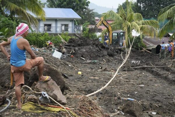 Tormenta_devastadora_Trami_deja_ma_s_de_126_muertos_o_desaparecidos_en_Filipinas