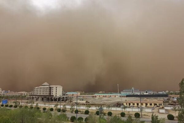 _Tormentas_de_Arena_Azotan_el_Norte_de_China______Info_rmate_