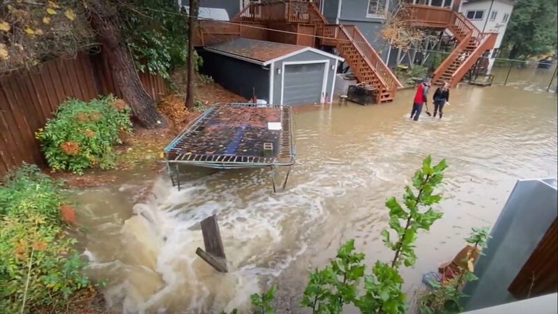 Tormentas_severas_azotan_Estados_Unidos_al_comenzar_los_viajes_de_Accio_n_de_Gracias____ video poster