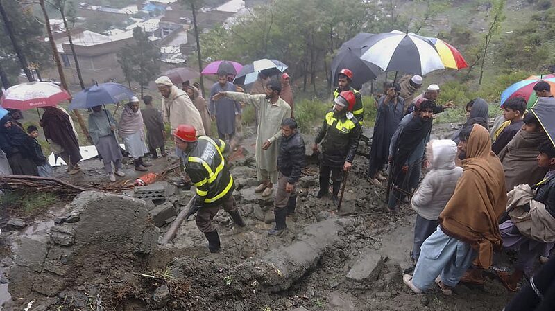 ___Tormentas_y_rayos_matan_a_41_en_Pakista_n