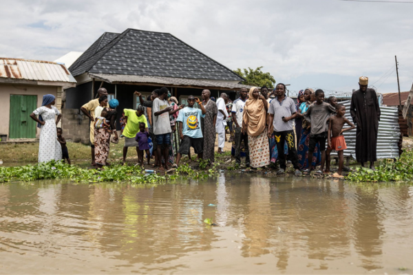 Tragedia_en_Nigeria__Inundaciones_dejan_ma_s_de_321_muertos_y_740_000_desplazados__