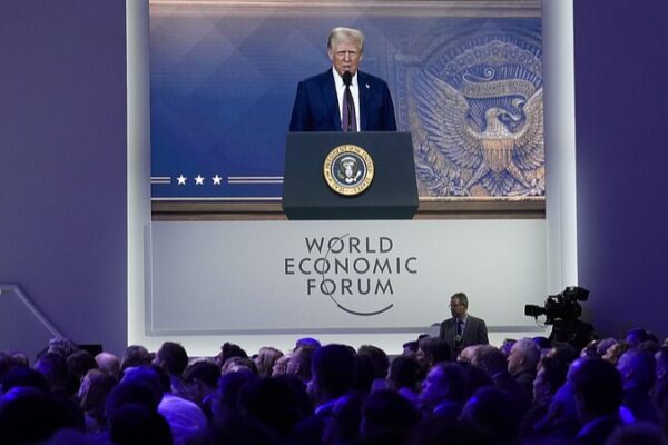 Trump_expresa_disposicio_n_a_colaborar_con_China_en_discurso_en_Davos