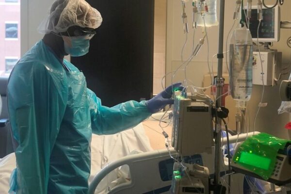 UCIs Cerca del Límite por el Aumento de COVID-19; el Huracán Ida Agrega Desafíos UCIs_Cerca_del_Li_mite_por_el_Aumento_de_COVID_19__el_Huraca_n_Ida_Agrega_Desafi_os
