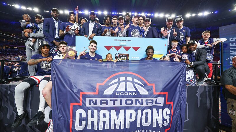 _UConn_Huskies_defienden_su_ti_tulo_de_la_NCAA_con_victoria_sobre_Purdue____