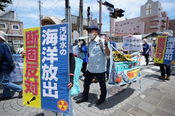 Un año después: La descarga de aguas residuales de Fukushima sigue generando preocupaciones 🌊 Un_an_o_despue_s__La_descarga_de_aguas_residuales_de_Fukushima_sigue_generando_preocupaciones__