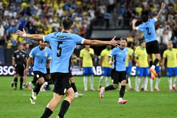 Uruguay vence a Brasil en tanda de penales para llegar a las semifinales de la Copa América 🎉⚽️ Uruguay_vence_a_Brasil_en_tanda_de_penales_para_llegar_a_las_semifinales_de_la_Copa_Ame_rica____