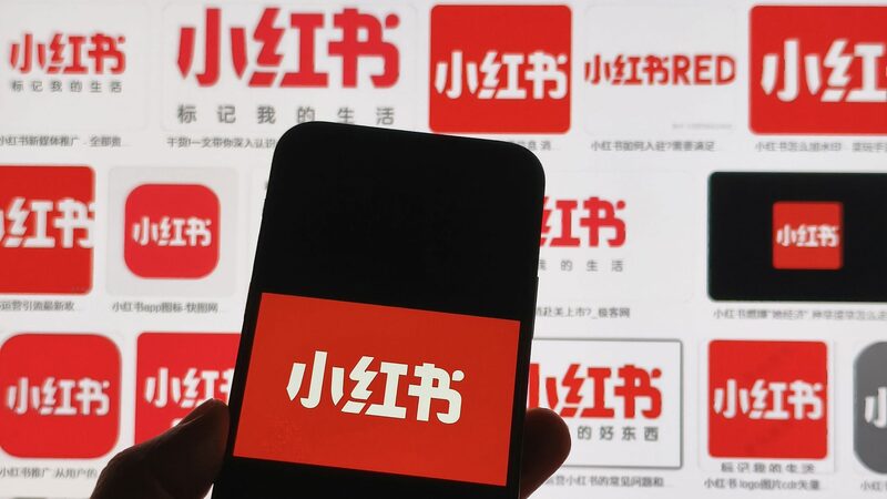 Usuarios_de_TikTok_en_EE__UU__Acuden_en_Masa_a_la_App_China_RedNote_por_Temor_a_Prohibicio_n
