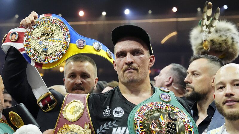 Usyk_derrota_a_Fury_para_convertirse_en_el_primer_campeo_n_de_peso_pesado_con_cuatro_cinturones___