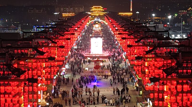 Viajes_y_Taquilla_Re_cord_Durante_el_Festival_de_Primavera_en_China__