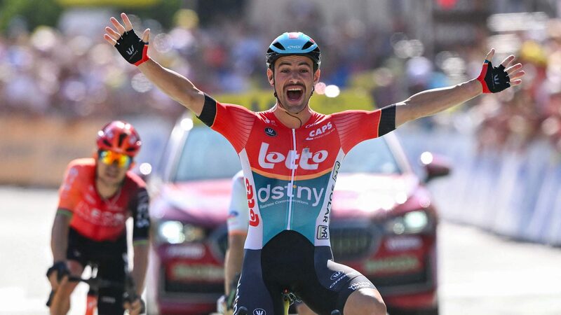 _Victor_Campenaerts_conquista_la_etapa_18_del_Tour_de_Francia_en_un_emocionante_sprint_______