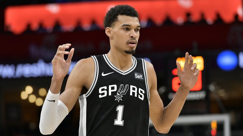 _Victor_Wembanyama_hace_historia__primer_novato_en_el_Equipo_Defensivo_Ideal_de_la_NBA____