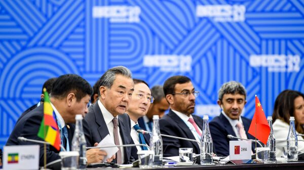 Wang_Yi_de_China_participara__en_la_reunio_n_de_seguridad_de_BRICS_en_Rusia___