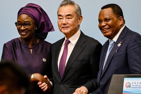 🌍 Wang Yi de China se embarca en una aventura africana para fortalecer lazos 🤝 __Wang_Yi_de_China_se_embarca_en_una_aventura_africana_para_fortalecer_lazos__
