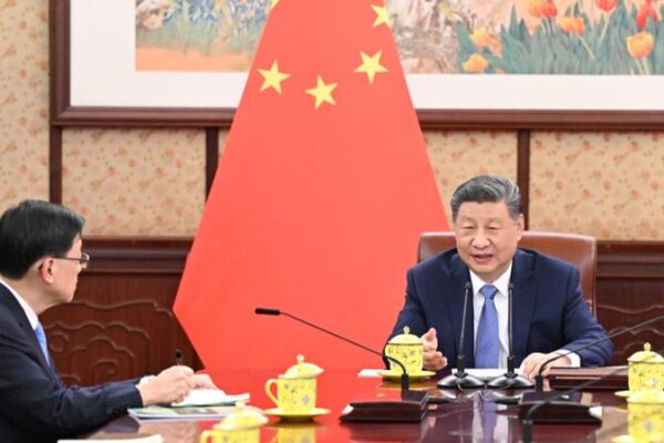 Xi Jinping aprueba los nuevos movimientos económicos de Hong Kong 🚀 Xi_Jinping_aprueba_los_nuevos_movimientos_econo_micos_de_Hong_Kong__