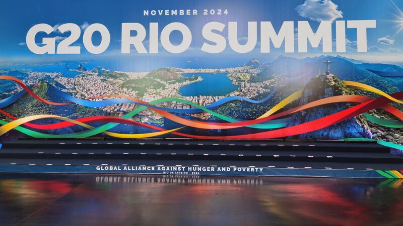 Xi_Jinping_asiste_a_la_clausura_del_G20_en_Ri_o_de_Janeiro___