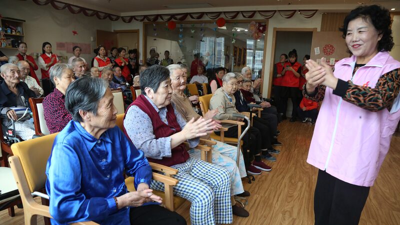 Xi_Jinping_envi_a_ca_lidos_deseos_a_los_adultos_mayores_de_China_antes_del_Di_a_de_los_Mayores