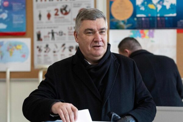 Xi Jinping felicita a Milanovic por su reelección como presidente de Croacia Xi_Jinping_felicita_a_Milanovic_por_su_reeleccio_n_como_presidente_de_Croacia