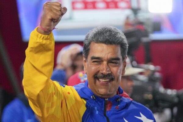 Xi_Jinping_felicita_a_Nicola_s_Maduro_por_su_reeleccio_n_como_presidente_de_Venezuela__