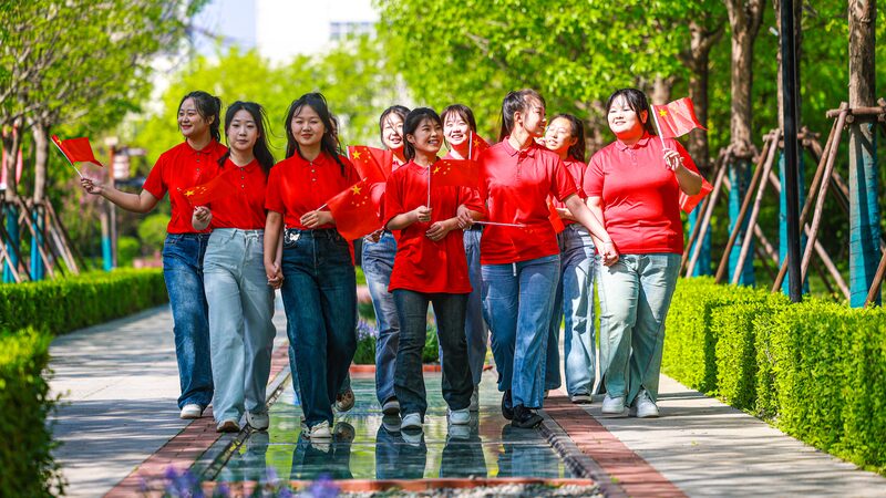 Xi_Jinping_hace_un_llamado_a_la_juventud_para_liderar_la_modernizacio_n_de_China__