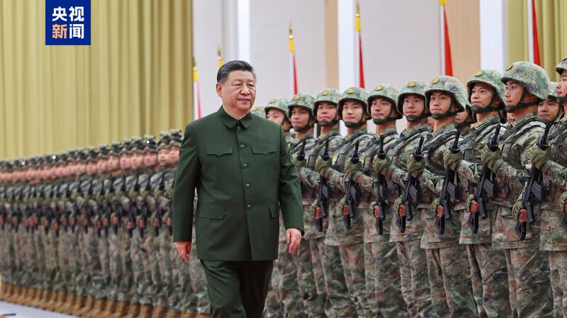 Xi_Jinping_inspira_a_las_tropas_en_visita_a_Macao____