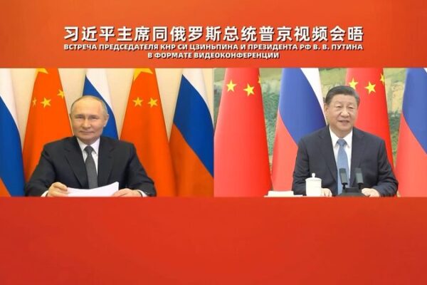 Xi y Putin refuerzan lazos para enfrentar incertidumbres globales Xi_y_Putin_refuerzan_lazos_para_enfrentar_incertidumbres_globales video poster
