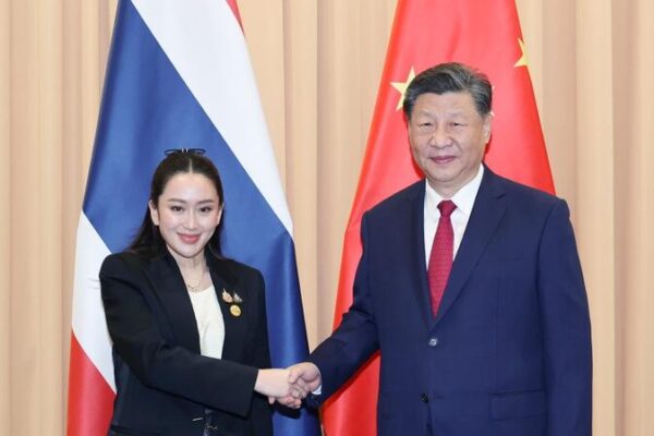 Xi_y_la_Primera_Ministra_de_Tailandia_Paetongtarn_Shinawatra_fortalecen_lazos_en_la_reunio_n_de_APEC___