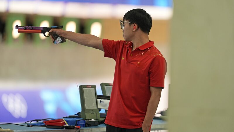 Xie_Yu_gana_el_tercer_oro_de_China_en_los_Juegos_de_Pari_s_en_la_final_de_pistola_de_aire_10m