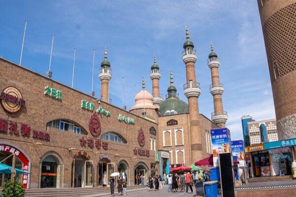 ¡Xinjiang inaugura Centro TIR y acelera el comercio global! 🚀🌍 _Xinjiang_inaugura_Centro_TIR_y_acelera_el_comercio_global____