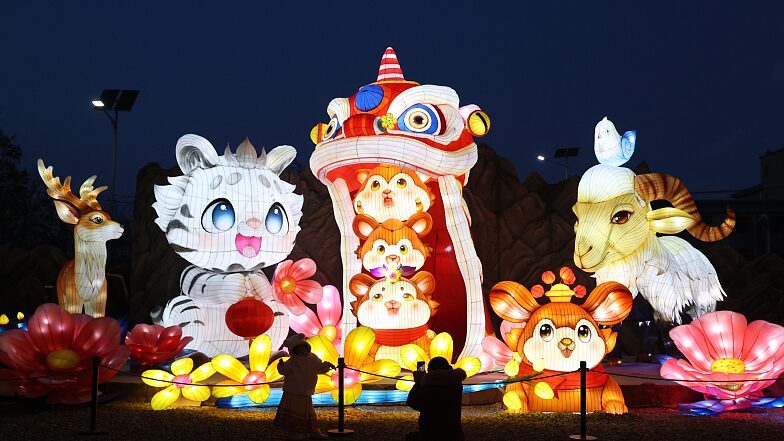 Yinchuan_brilla_con_una_espectacular_exhibicio_n_de_linternas__