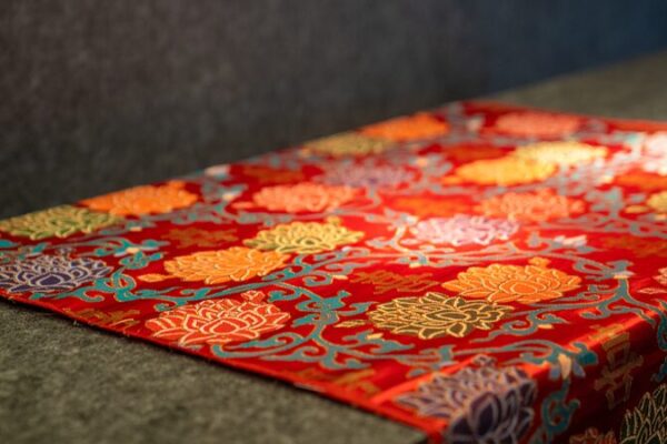 Yunjin Brocade: The Asian gem conquering international fashion Yunjin_Brocade__The_Asian_gem_conquering_international_fashion